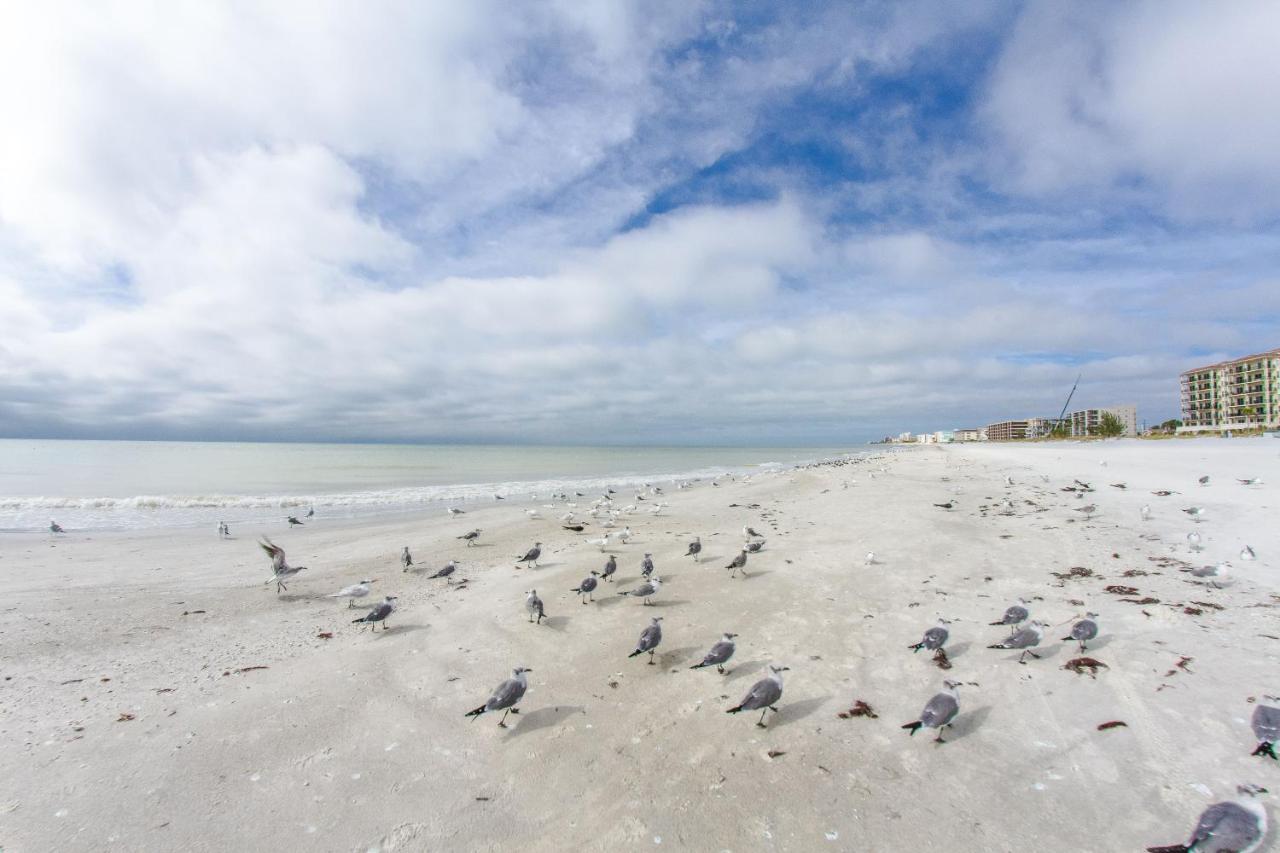 #502 Beach Place Condos - Nightly Rental St. Pete Beach Buitenkant foto